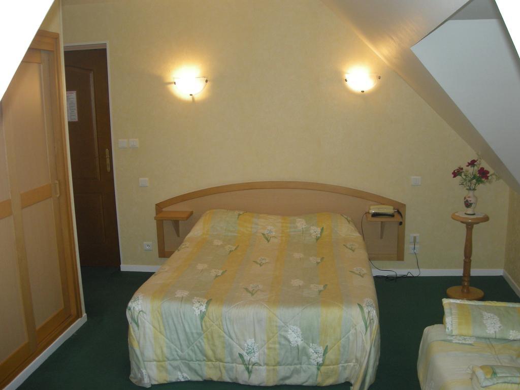 Hotel La Renaissance Cherbourg-en-Cotentin Cameră foto