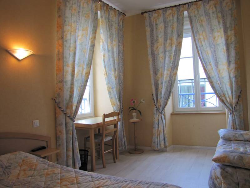 Hotel La Renaissance Cherbourg-en-Cotentin Exterior foto